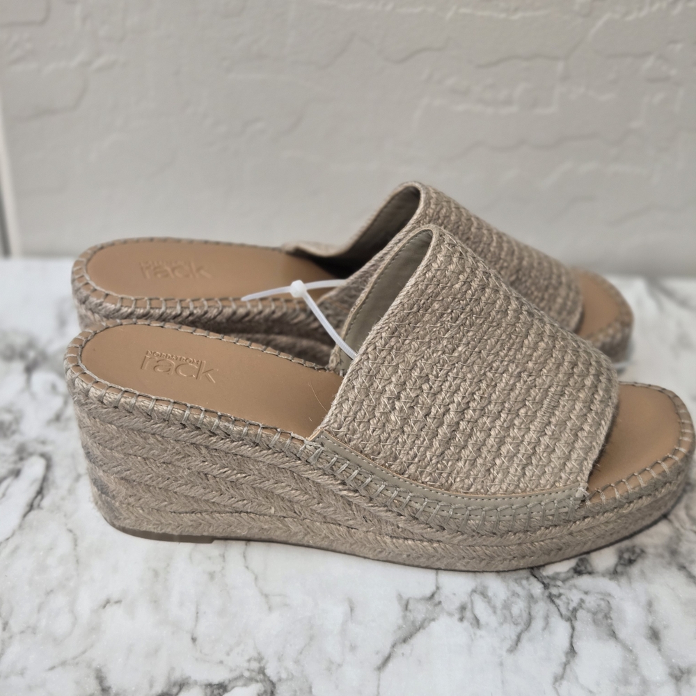 Nordstrom Rack Tan Espadrille Wedges Slip-On
